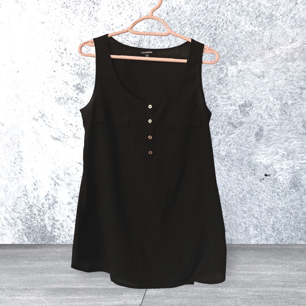 Le Chateau Sleeveless Blouse